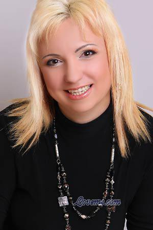 100135 - Alla Edad: 33 - Ucrania