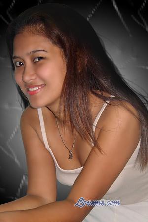 105671 - Lovelie Edad: 25 - Filipinas