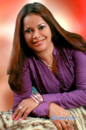 123141 - Leocadia Edad: 42 - Dominican Republic