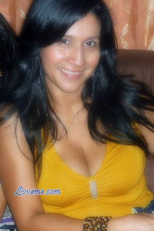 130109 - Candelaria Edad: 51 - Colombia