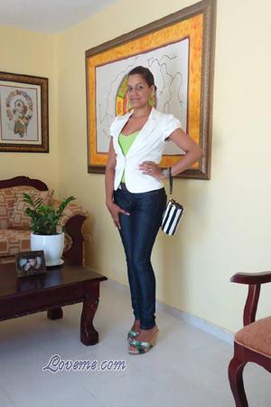147088 - Mabely Edad: 28 - Dominican Republic