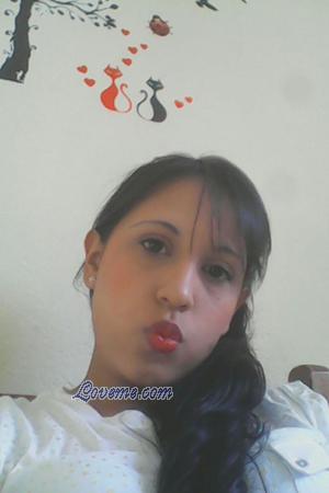 161992 - Alejandra Edad: 32 - Colombia
