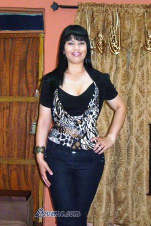 163458 - Yesenia Edad: 49 - Costa Rica