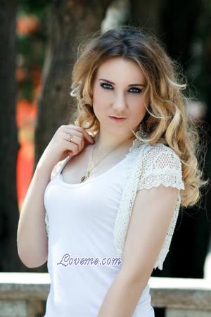 174309 - Yuliia Edad: 26 - Ucrania