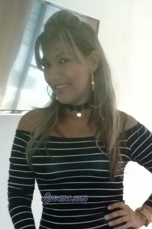 174364 - Cindy Edad: 46 - Colombia