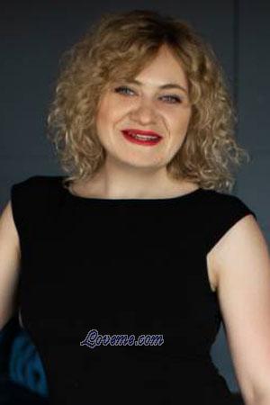 182315 - Tatyana A&ntilde;os: 35 - Ucrania