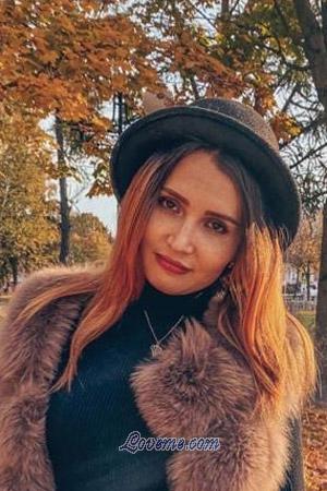 198640 - Rumiya Edad: 35 - Rusia