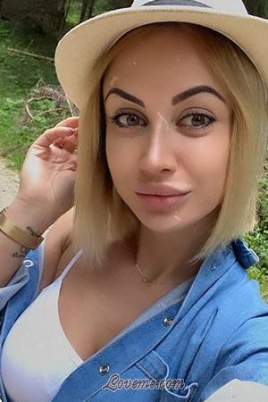 202603 - Iryna Edad: 29 - Ucrania