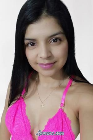 202793 - Julieth Edad: 35 - Colombia