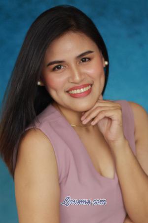 210553 - Ma. Katrina Edad: 26 - Filipinas