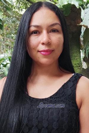 212160 - Monica Edad: 40 - Colombia