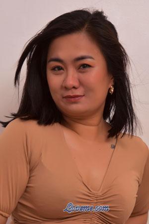 213367 - Melinda Marie Edad: 33 - Filipinas