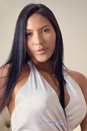 218742 - Linda Edad: 26 - Colombia