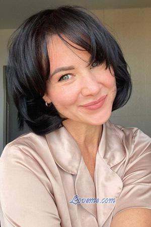 221682 - Nadiia Edad: 55 - Ucrania