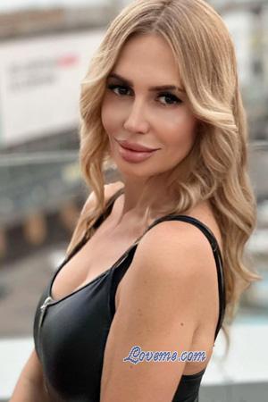 222678 - Nadiia Edad: 45 - Ucrania