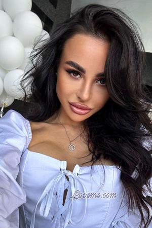 222844 - Karyna Edad: 27 - Ucrania