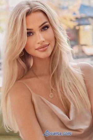 222985 - Oleksandra Edad: 32 - Ucrania