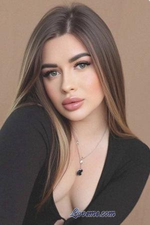 223000 - Daria Edad: 28 - Ucrania