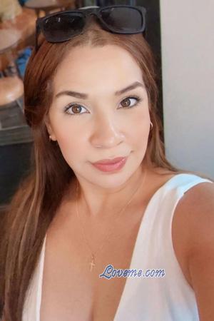 223201 - Marlin Edad: 47 - Colombia