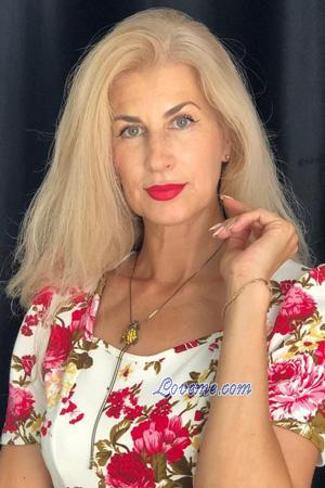 224111 - Nina Edad: 53 - Kazajst&aacute;n