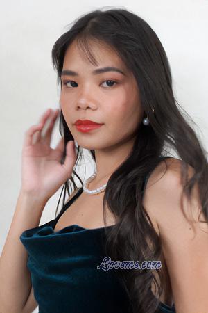 224516 - Tiffany Edad: 19 - Filipinas