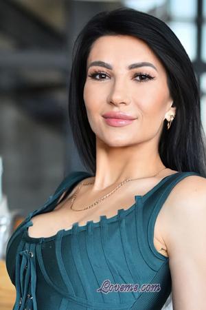 225257 - Yuliia Edad: 47 - Ucrania