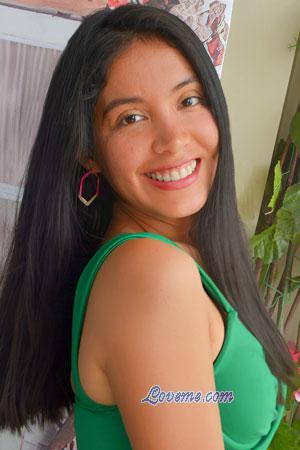 225369 - Valeria Edad: 27 - Perú