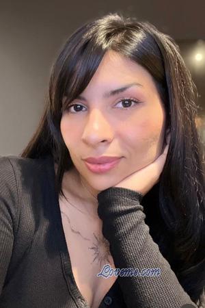 226175 - Jennifer Edad: 35 - Colombia