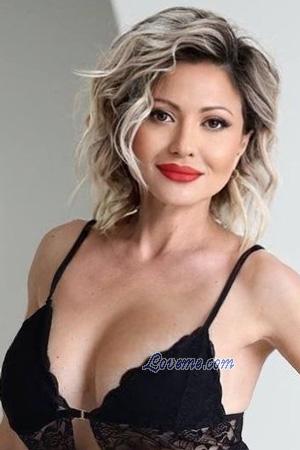 226225 - Nadiia Edad: 46 - Ucrania