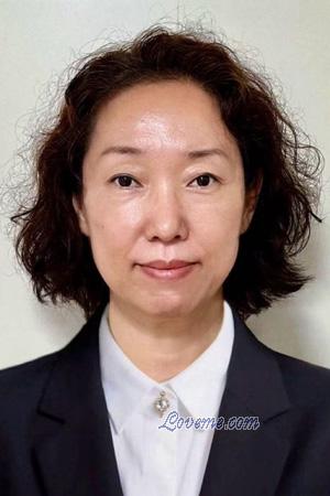 226759 - Aruna Edad: 48 - Japan