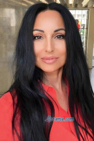 227040 - Olha Edad: 56 - Ucrania