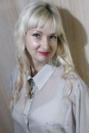 227105 - Olha Edad: 43 - Ucrania