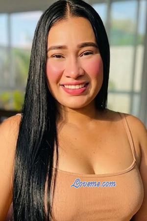 227526 - Daniela Edad: 30 - Colombia