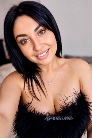 228082 - Vika Edad: 27 - Ucrania
