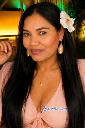 228287 - Mirledis Edad: 48 - Colombia