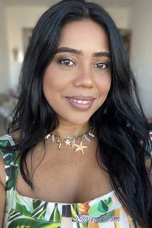 228307 - Adriana Edad: 37 - Colombia