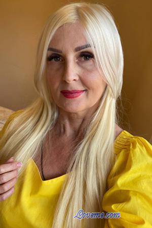 228770 - Svitlana Edad: 63 - Ucrania