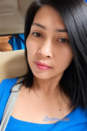 Filipinas women