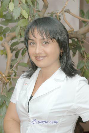 65044 - Irina Edad: 34 - Ucrania