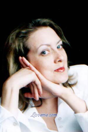 66038 - Irina Edad: 36 - Russia