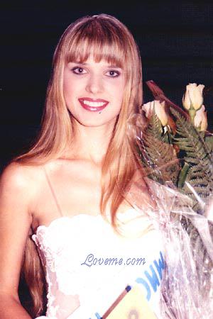 73889 - Yana Edad: 27 - Ucrania