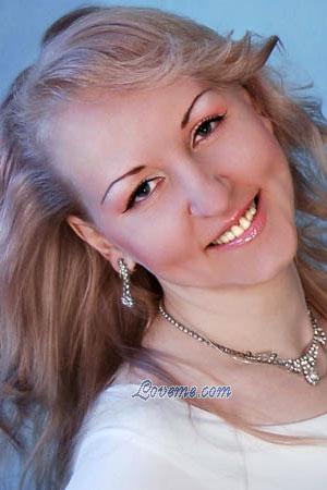 79780 - Irina Edad: 40 - Russia