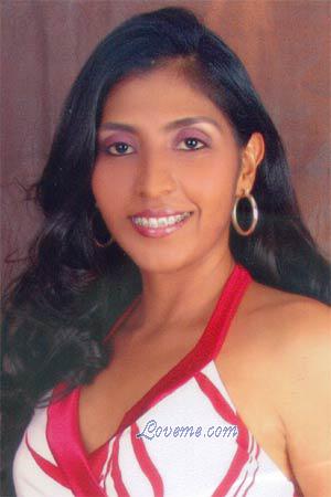 82611 - Nurys Beatriz Edad: 39 - Colombia