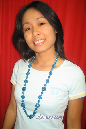 83890 - Susan Edad: 26 - Filipinas