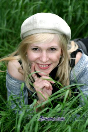 86885 - Veronica Edad: 39 - Russia