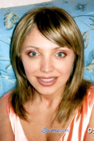 86886 - Polina Edad: 32 - Russia