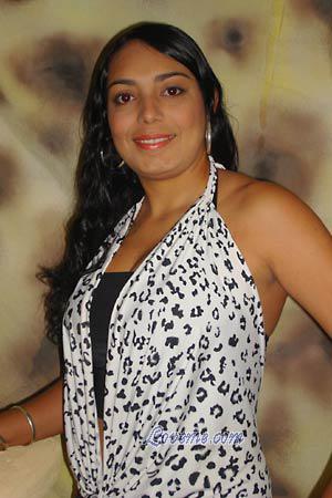 86922 - Paola Edad: 32 - Colombia