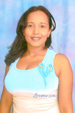 88023 - Patricia Edad: 40 - Colombia
