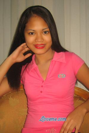 88831 - Joan Edad: 23 - Filipinas