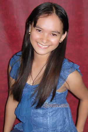 99166 - Charlene Edad: 23 - Filipinas